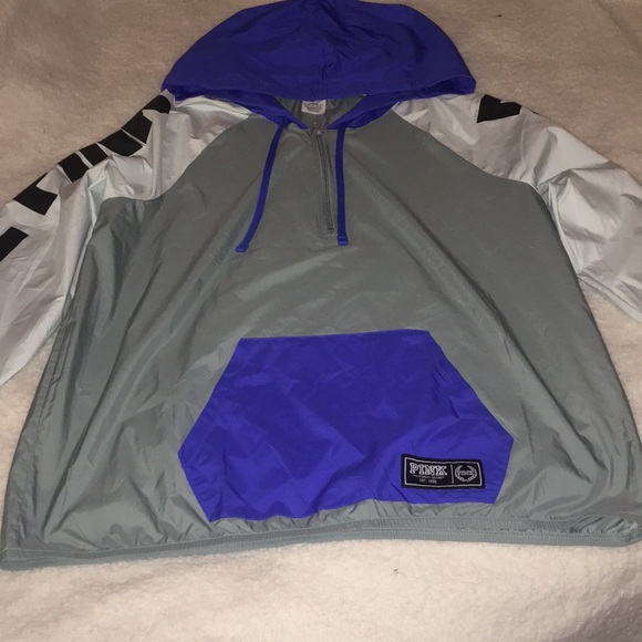 PINK Victoria's Secret Jackets & Blazers - Victoria’s Secret windbreaker